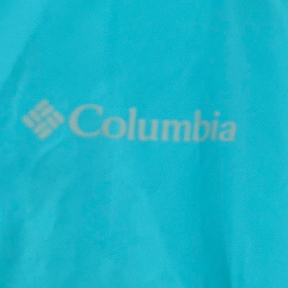 Columbia lightweight Rain Jacket with hoodie - Picture 7 of 8
